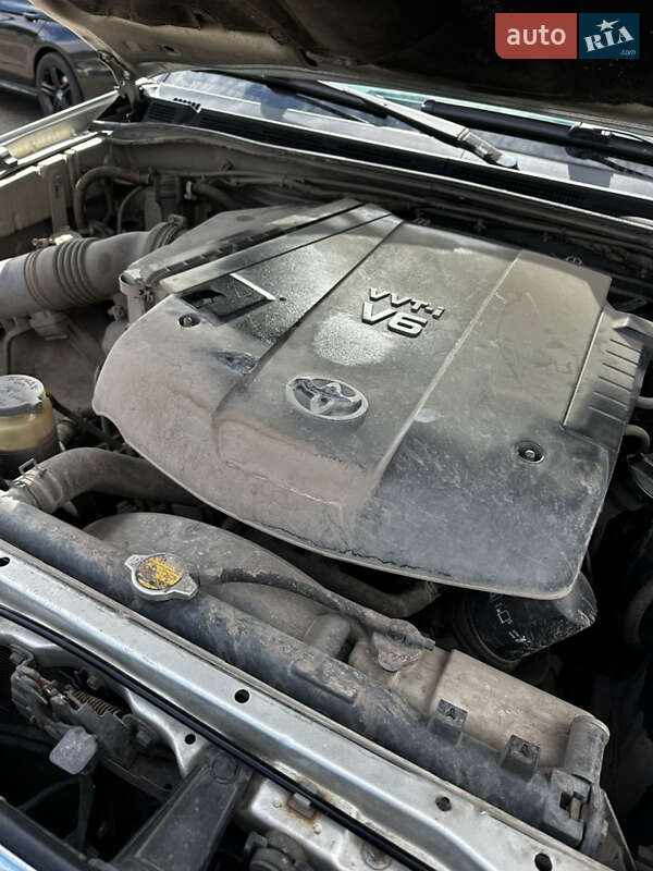 Позашляховик / Кросовер Toyota Fortuner 2007 в Києві