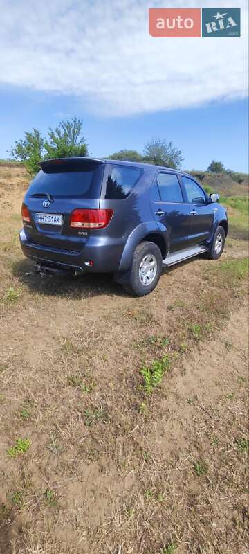 Позашляховик / Кросовер Toyota Fortuner 2008 в Подільську