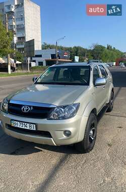 Позашляховик / Кросовер Toyota Fortuner 2007 в Одесі