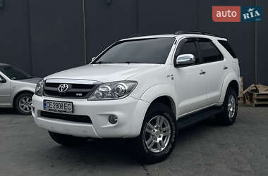 Позашляховик / Кросовер Toyota Fortuner 2007 в Чернівцях