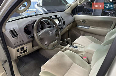 Внедорожник / Кроссовер Toyota Fortuner 2007 в 
