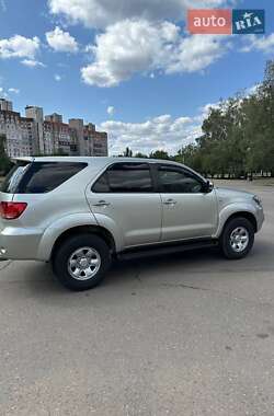 Внедорожник / Кроссовер Toyota Fortuner 2008 в 