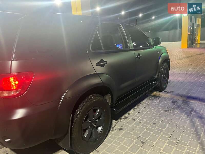 Позашляховик / Кросовер Toyota Fortuner 2008 в Харкові