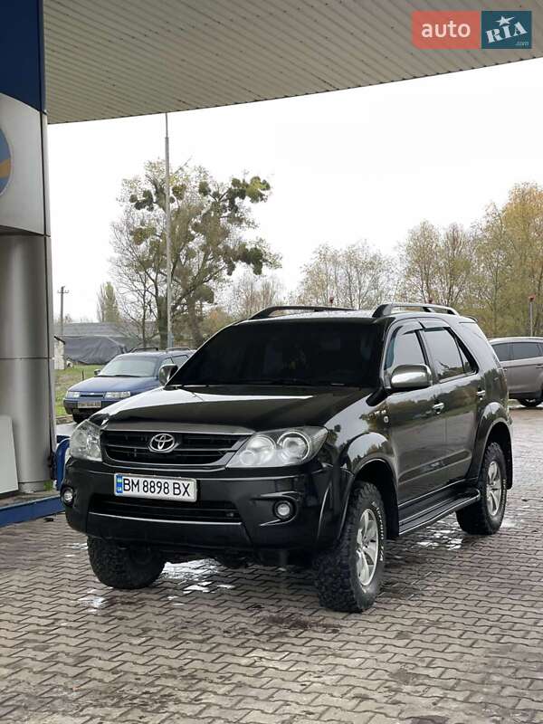 Позашляховик / Кросовер Toyota Fortuner 2005 в Лебедині фото Позашляховик / Кросовер Toyota Fortuner 2005 в Лебедині