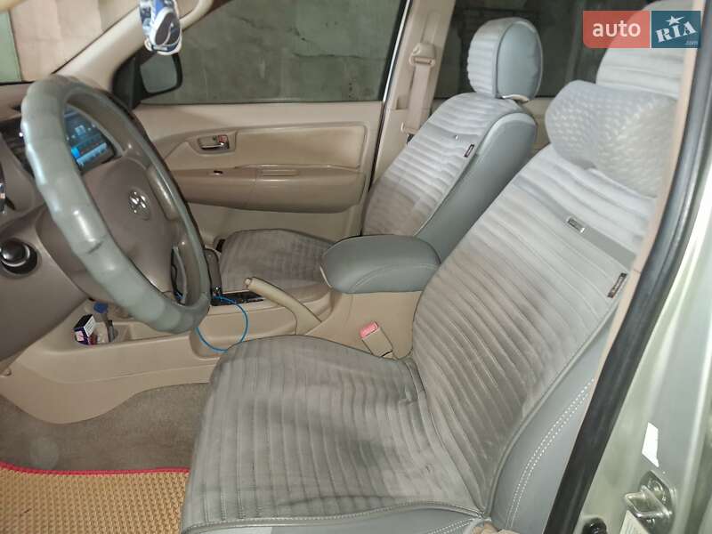 Позашляховик / Кросовер Toyota Fortuner 2007 в Одесі фото 11 Позашляховик / Кросовер Toyota Fortuner 2007 в Одесі