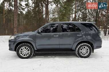 Позашляховик / Кросовер Toyota Fortuner 2013 в Києві