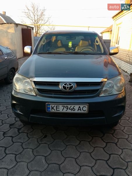 Toyota Fortuner 2007