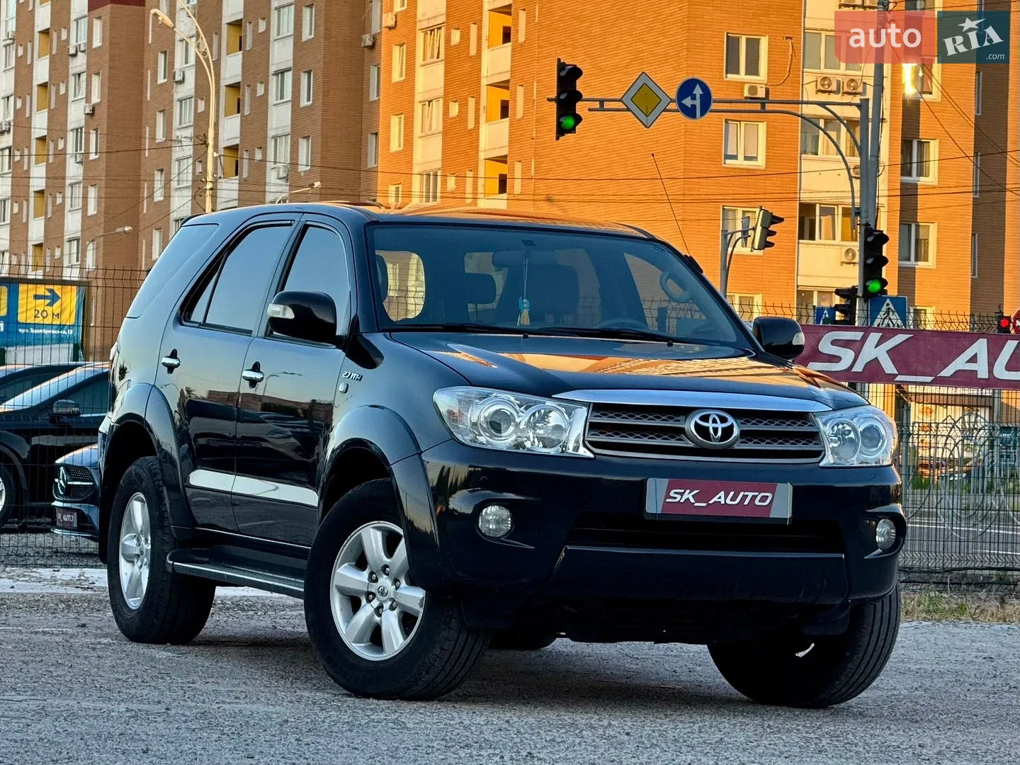 2010 Toyota Fortuner - мініатюра 63