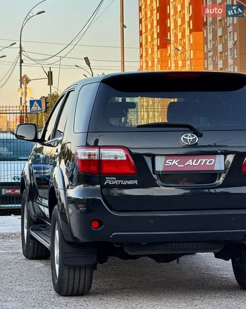 2010 Toyota Fortuner - мініатюра 85
