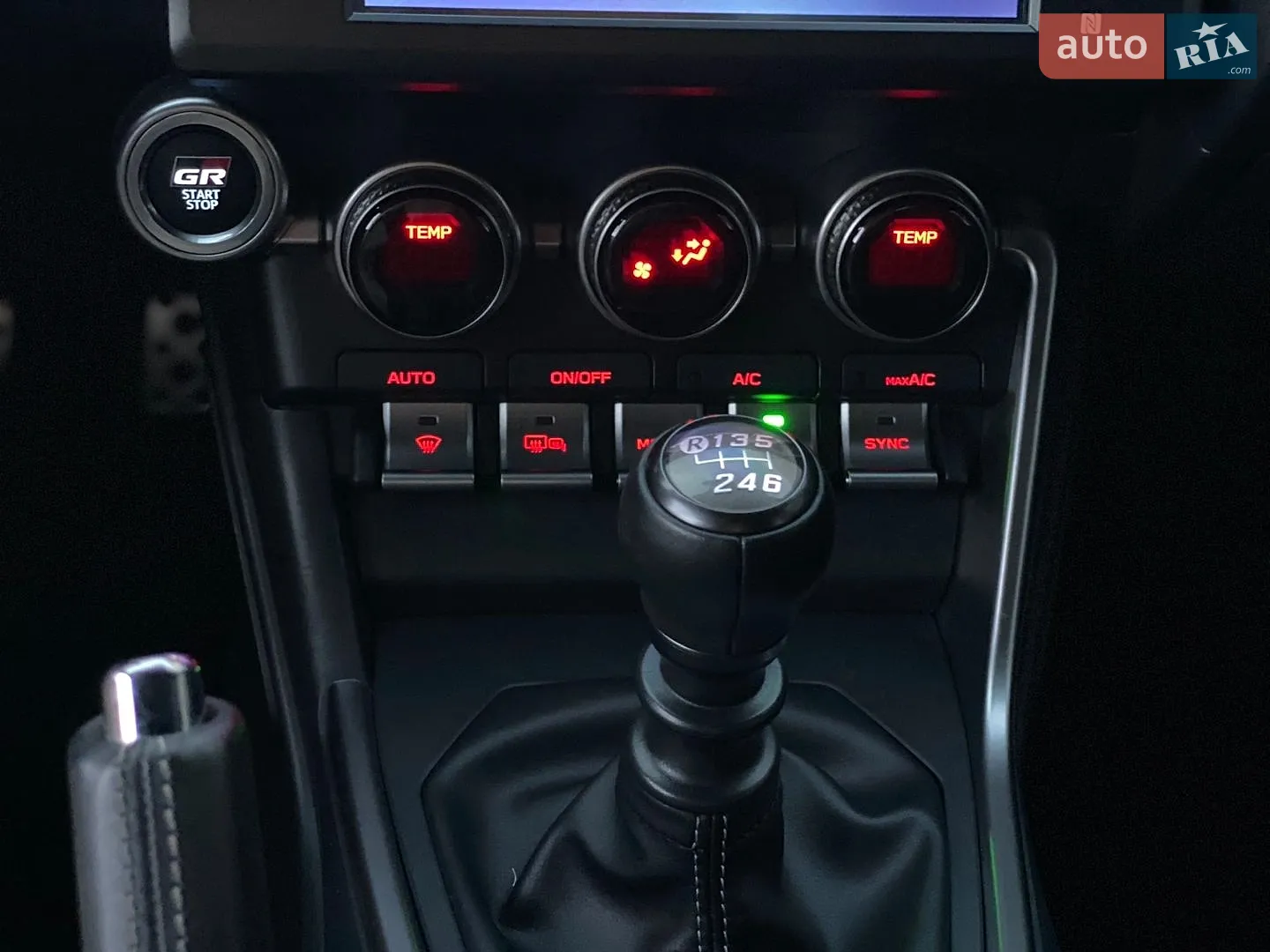 2024 Toyota GR86 - мініатюра 31