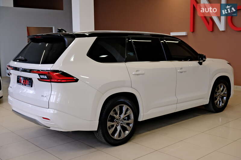 Позашляховик / Кросовер Toyota Grand Highlander 2023 в Одесі