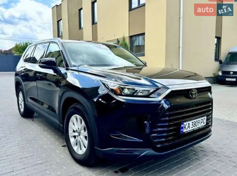 Внедорожник / Кроссовер Toyota Grand Highlander 2023 в Киеве