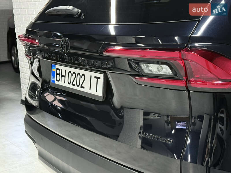 Внедорожник / Кроссовер Toyota Grand Highlander 2024 в Одессе