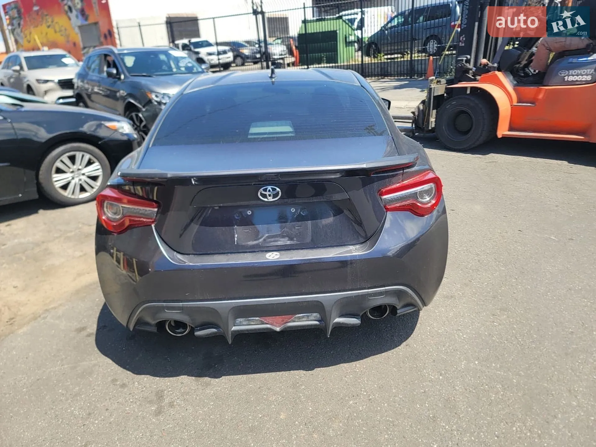 Toyota GT 86 2017 VIN JF1ZNAA19H8711012 фото оголошення 3 з 38