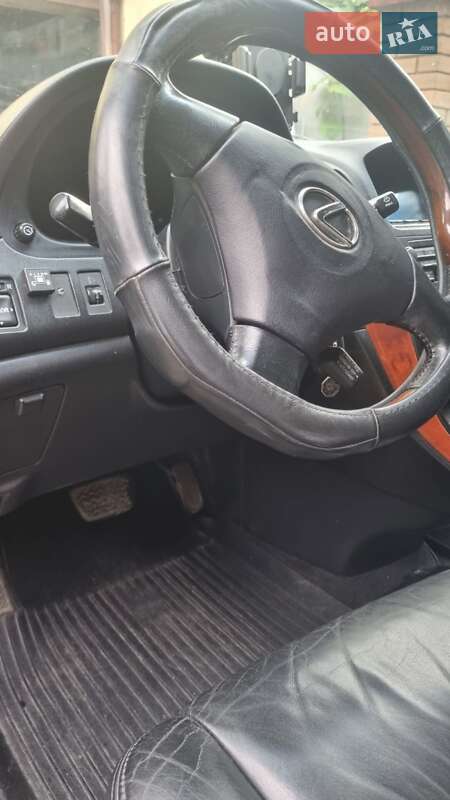 Внедорожник / Кроссовер Toyota Harrier 2001 в Львове