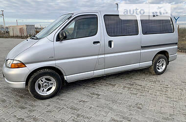 Минивэн Toyota Hiace 2001 в Одессе