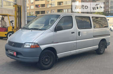 Минивэн Toyota Hiace 2005 в Одессе