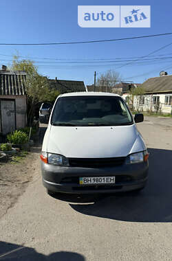 Грузовой фургон Toyota Hiace 1999 в Одессе