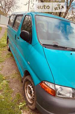 Минивэн Toyota Hiace 2004 в Каменке