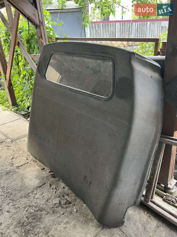 Минивэн Toyota Hiace 2002 в Боровой