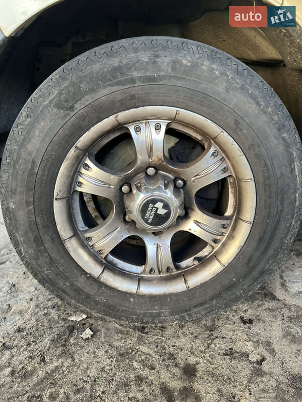 Минивэн Toyota Hiace 2002 в Боровой