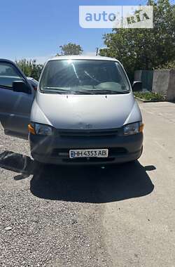 Мікровен Toyota Hiace 2000 в Одесі