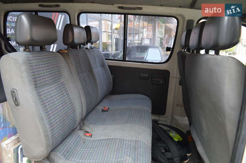 Мінівен Toyota Hiace 1998 в Львові