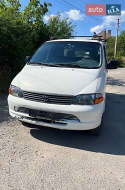 Внедорожник / Кроссовер Toyota Hiace 2006 в Тернополе