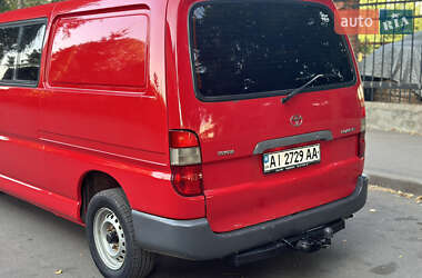 Грузовой фургон Toyota Hiace 2004 в Фастове