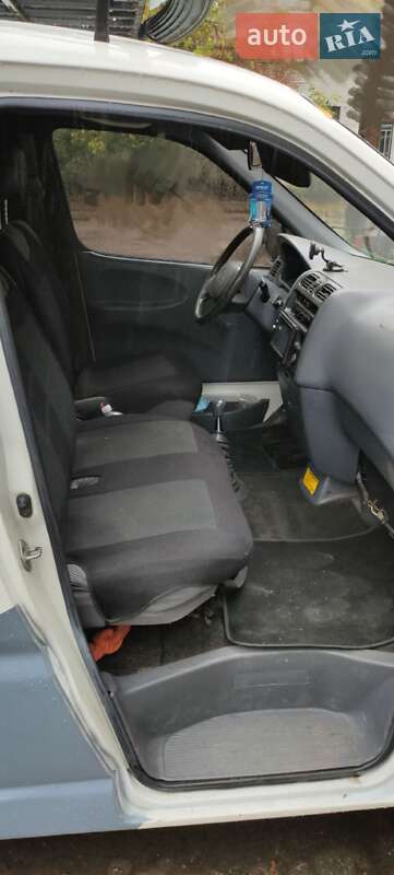 Мінівен Toyota Hiace 1997 в Одесі