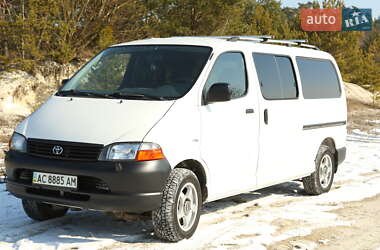 Мінівен Toyota Hiace 2005 в 