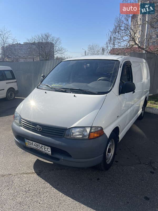 Універсал Toyota Hiace 2004 в Одесі