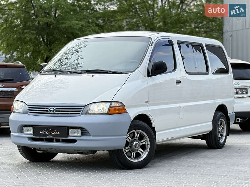 Toyota Hiace 2002