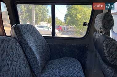 Минивэн Toyota Hiace 2000 в 