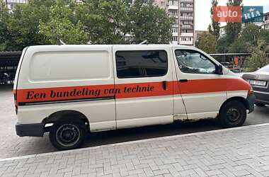 Универсал Toyota Hiace 2003 в Николаеве