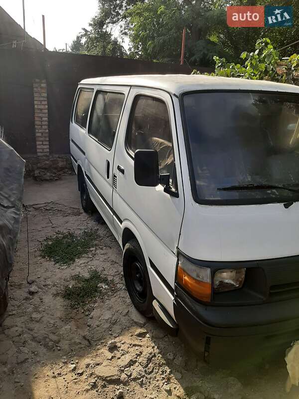Мікровен Toyota Hiace 1992 в Дніпрі