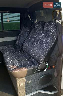 Мікровен Toyota Hiace 2003 в  фото 5 Мікровен Toyota Hiace 2003 в