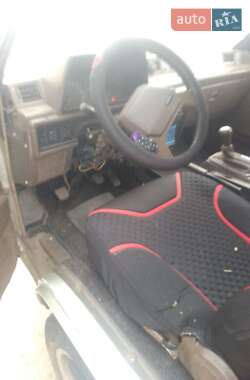 Мінівен Toyota Hiace 1988 в Петровому