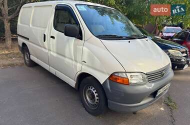 Грузовой фургон Toyota Hiace 2005 в Одессе