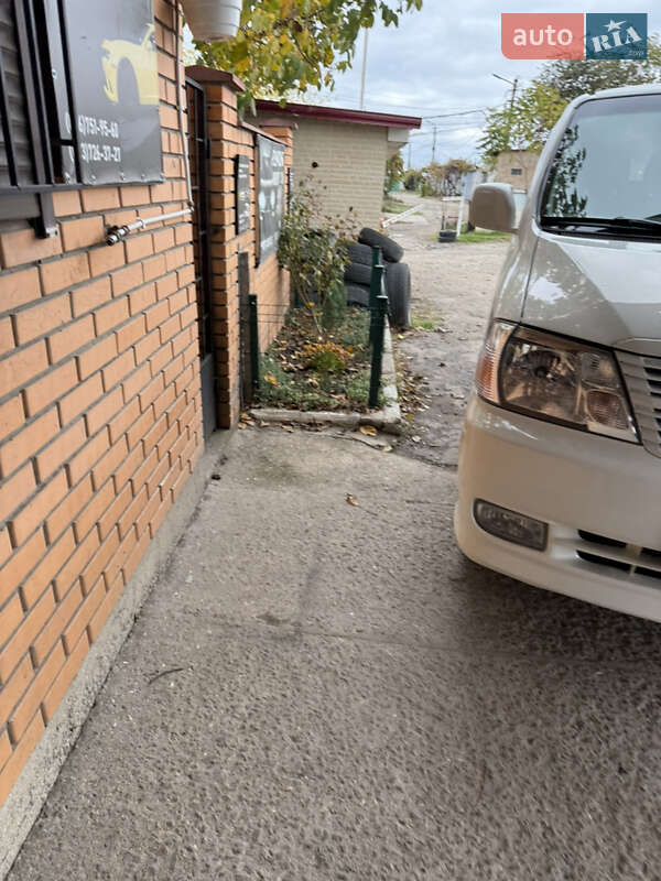 Грузовой фургон Toyota Hiace 2008 в Одессе