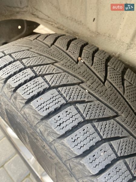 Минивэн Toyota Hiace 2007 в Доброславе