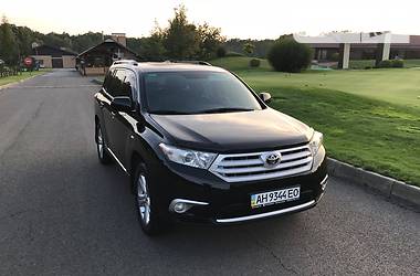 Внедорожник / Кроссовер Toyota Highlander 2011 в Харькове