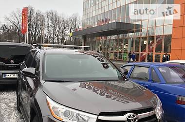 Внедорожник / Кроссовер Toyota Highlander 2014 в Харькове