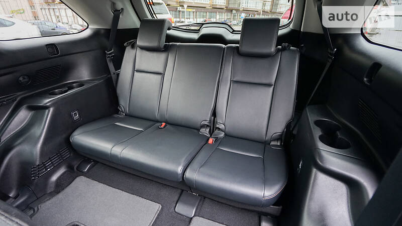 Внедорожник / Кроссовер Toyota Highlander 2016 в Львове