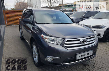 Позашляховик / Кросовер Toyota Highlander 2013 в Одесі