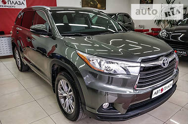 Позашляховик / Кросовер Toyota Highlander 2015 в Чернівцях