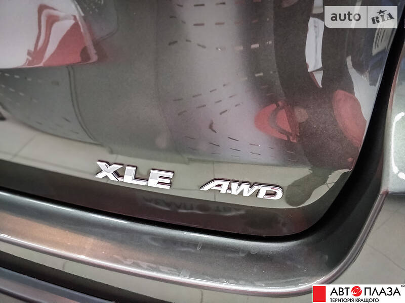 Позашляховик / Кросовер Toyota Highlander 2015 в Чернівцях