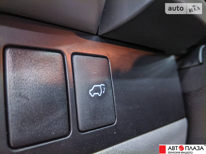 Позашляховик / Кросовер Toyota Highlander 2015 в Чернівцях