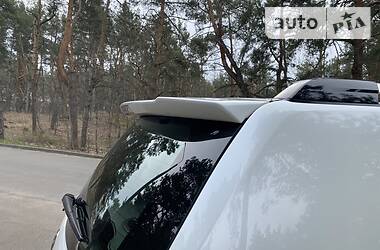 Позашляховик / Кросовер Toyota Highlander 2014 в 