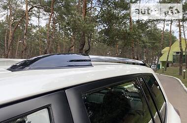 Позашляховик / Кросовер Toyota Highlander 2014 в 